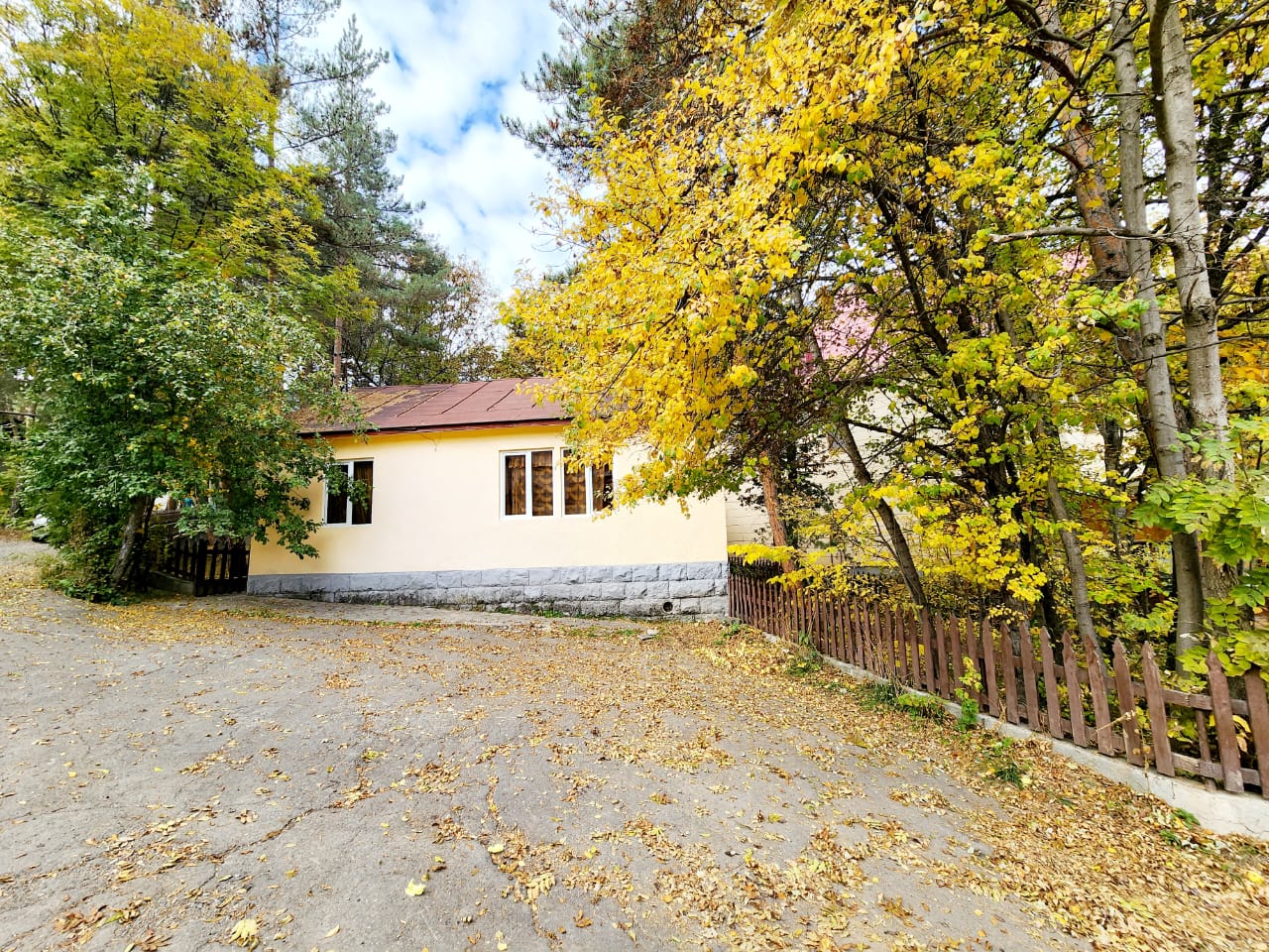 Cottage Image